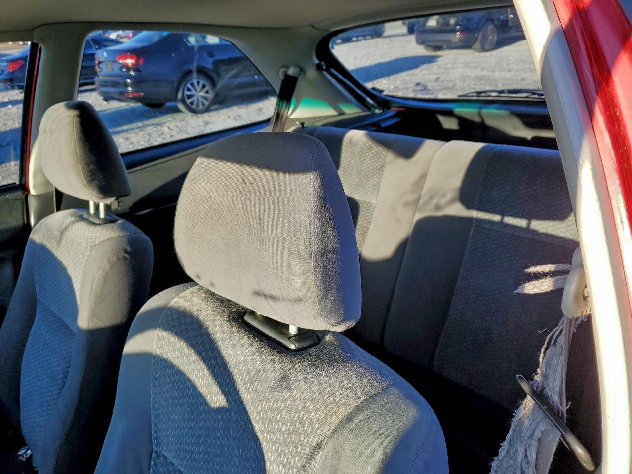 Honda Civic Dx Image 8