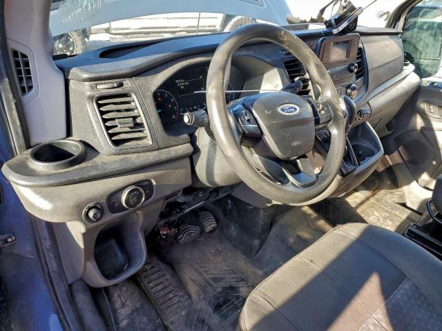 Ford Transit T-250 Image 12