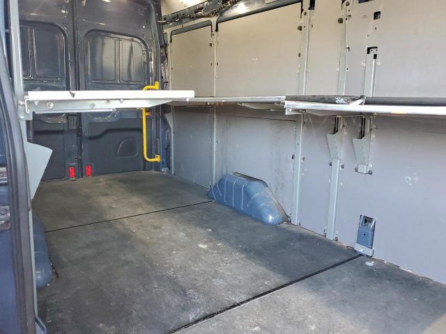 Ford Transit T-250 Image 10