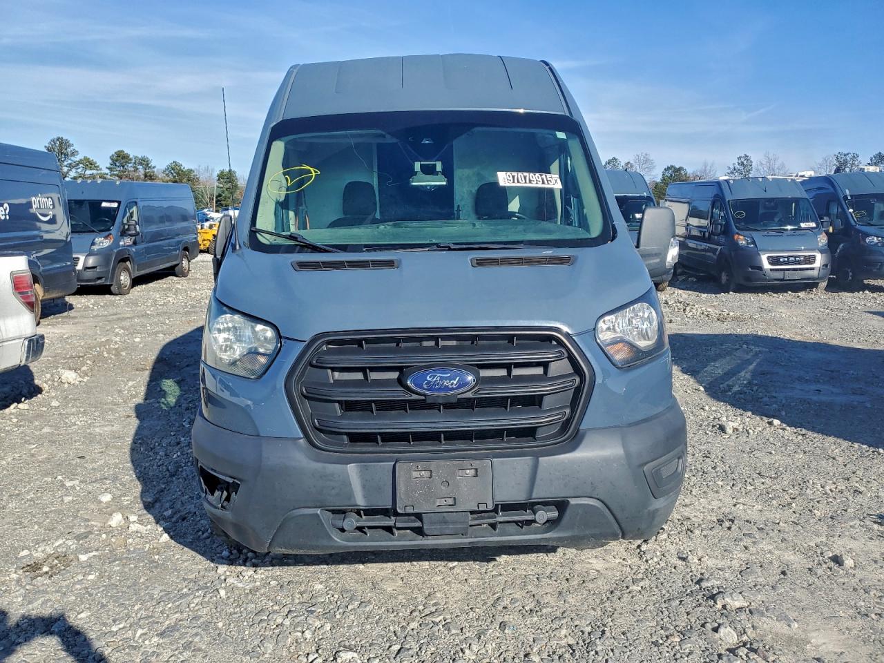 Ford Transit T-250 Image 4