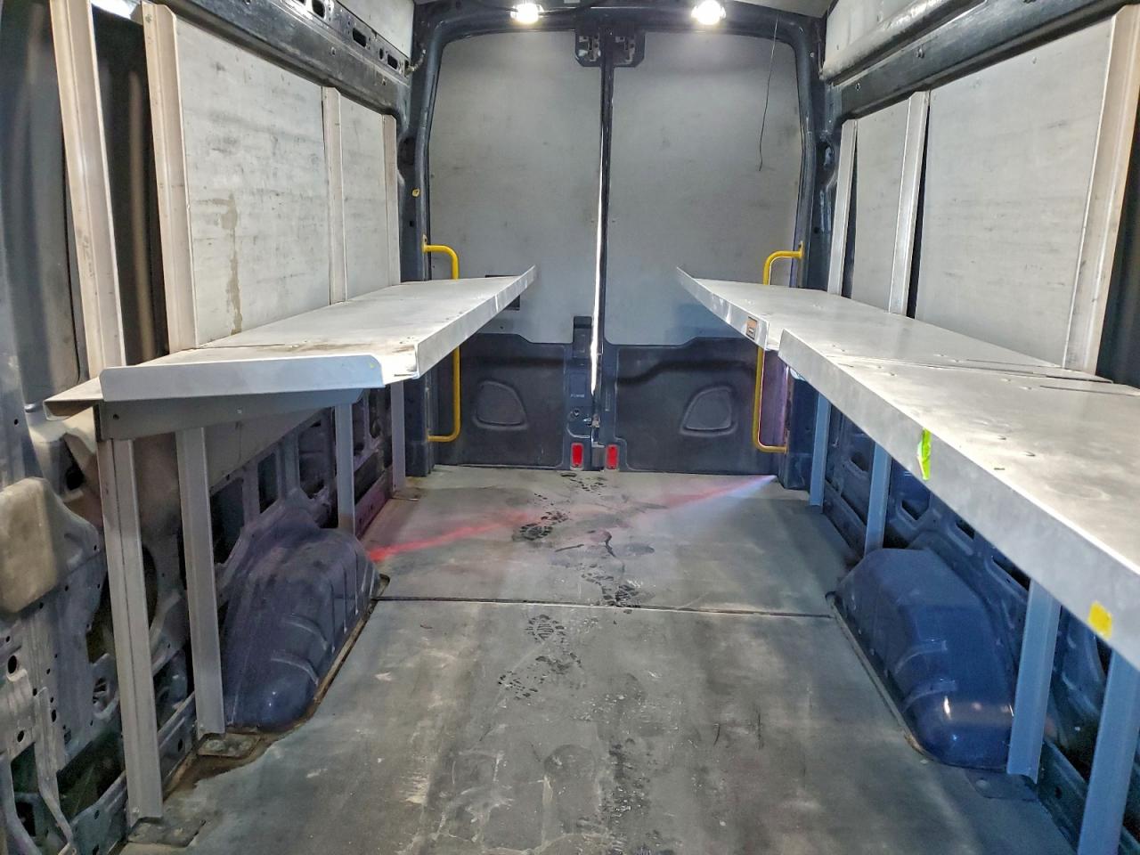 Ford Transit T-250 Image 11