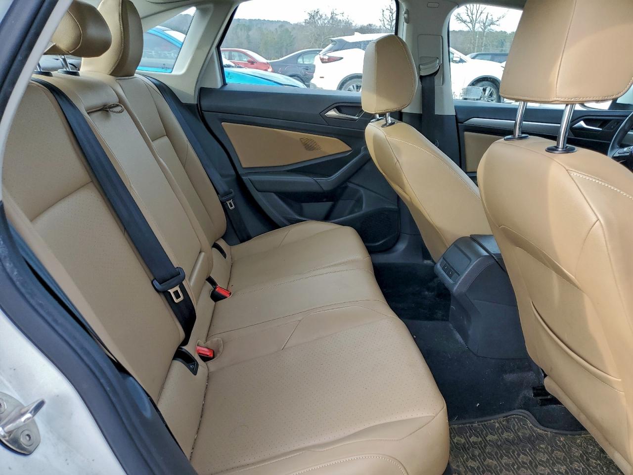 Volkswagen Jetta S Image 7