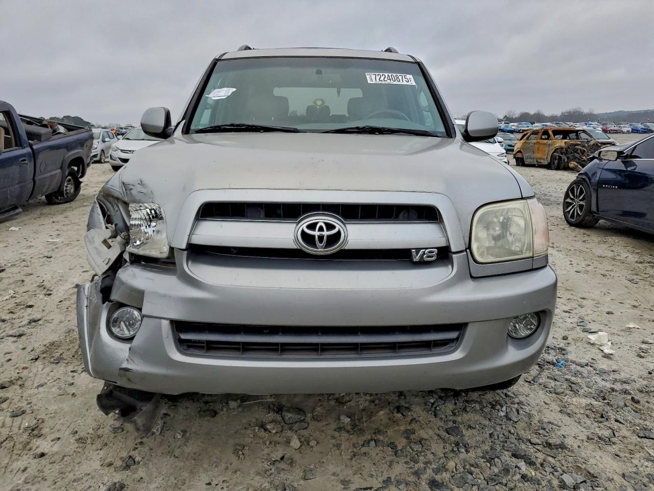 Toyota Sequoia Sr5 Image 3