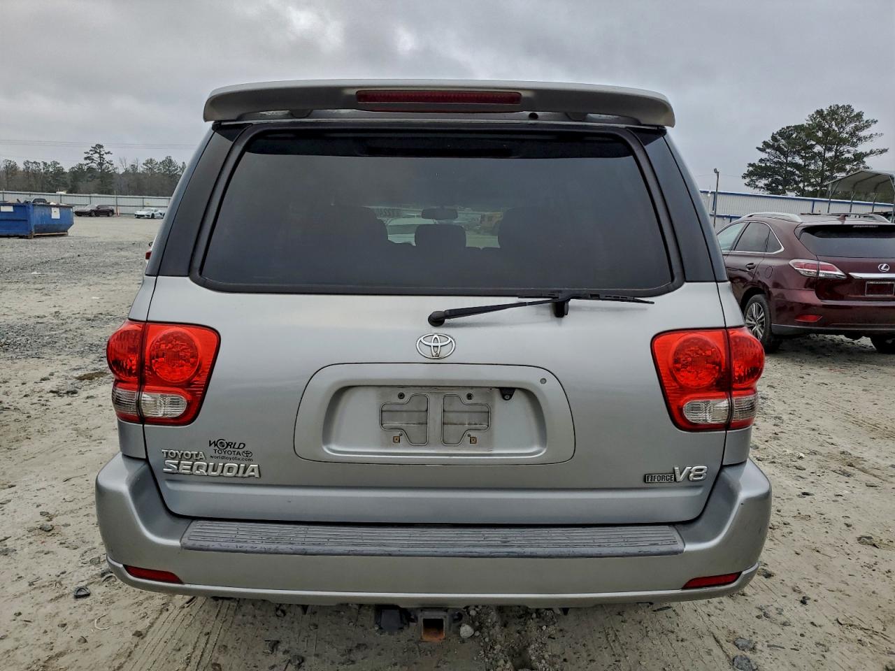 Toyota Sequoia Sr5 Image 8