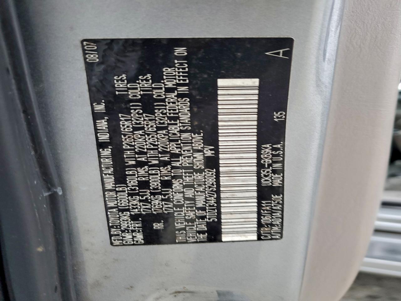 Toyota Sequoia Sr5 Image 6