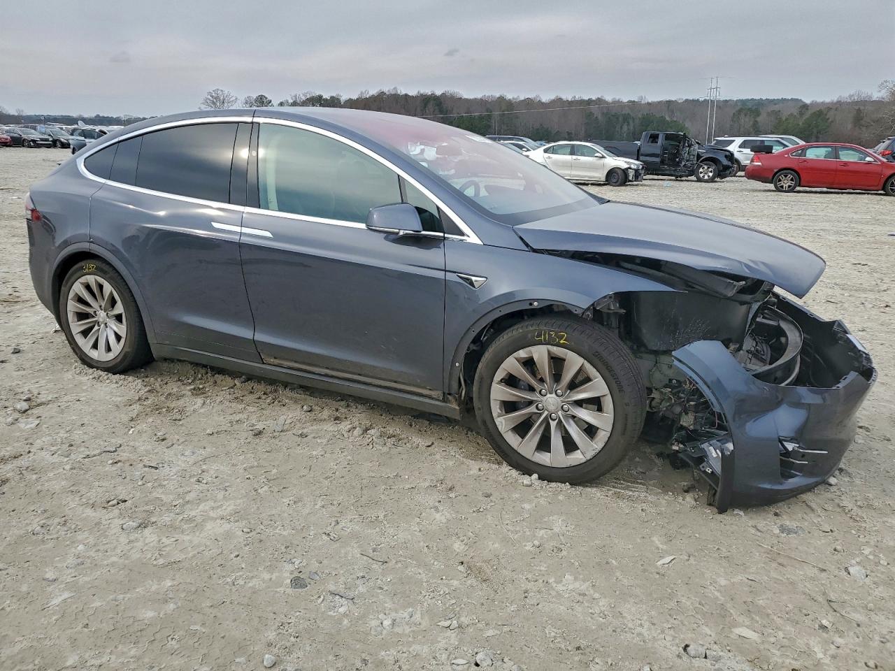 Tesla Model X Image 4