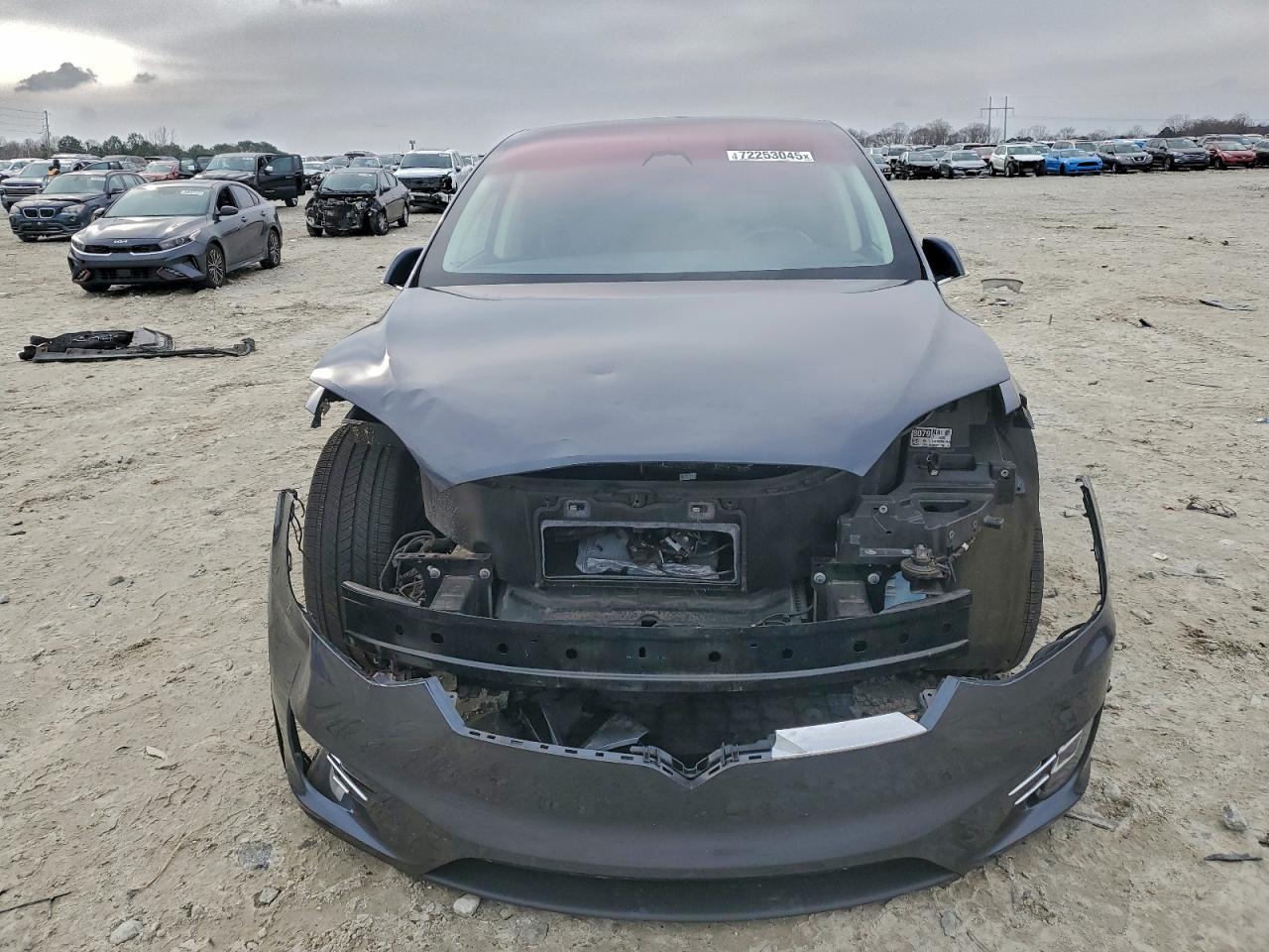 Tesla Model X Image 10