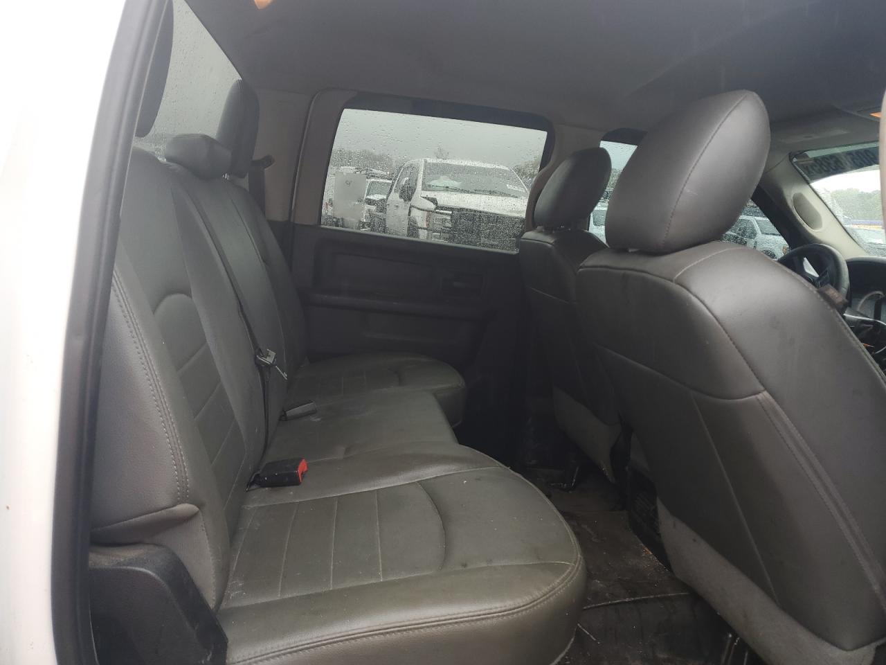 Ram 2500 St Image 10