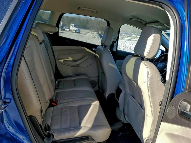 Ford Escape Titanium Image 10