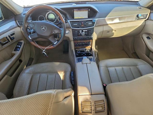 Mercedes-Benz E-Class 550 Image 8