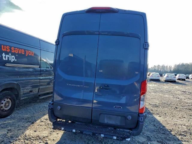 Ford Transit T-250 Image 6