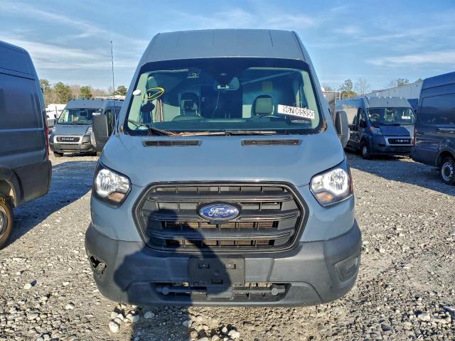 Ford Transit T-250 Image 10