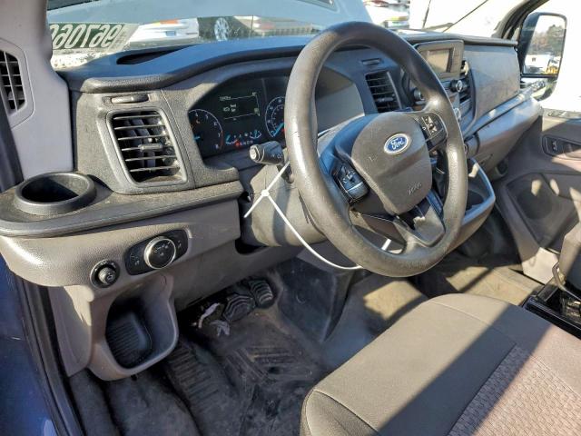 Ford Transit T-250 Image 10