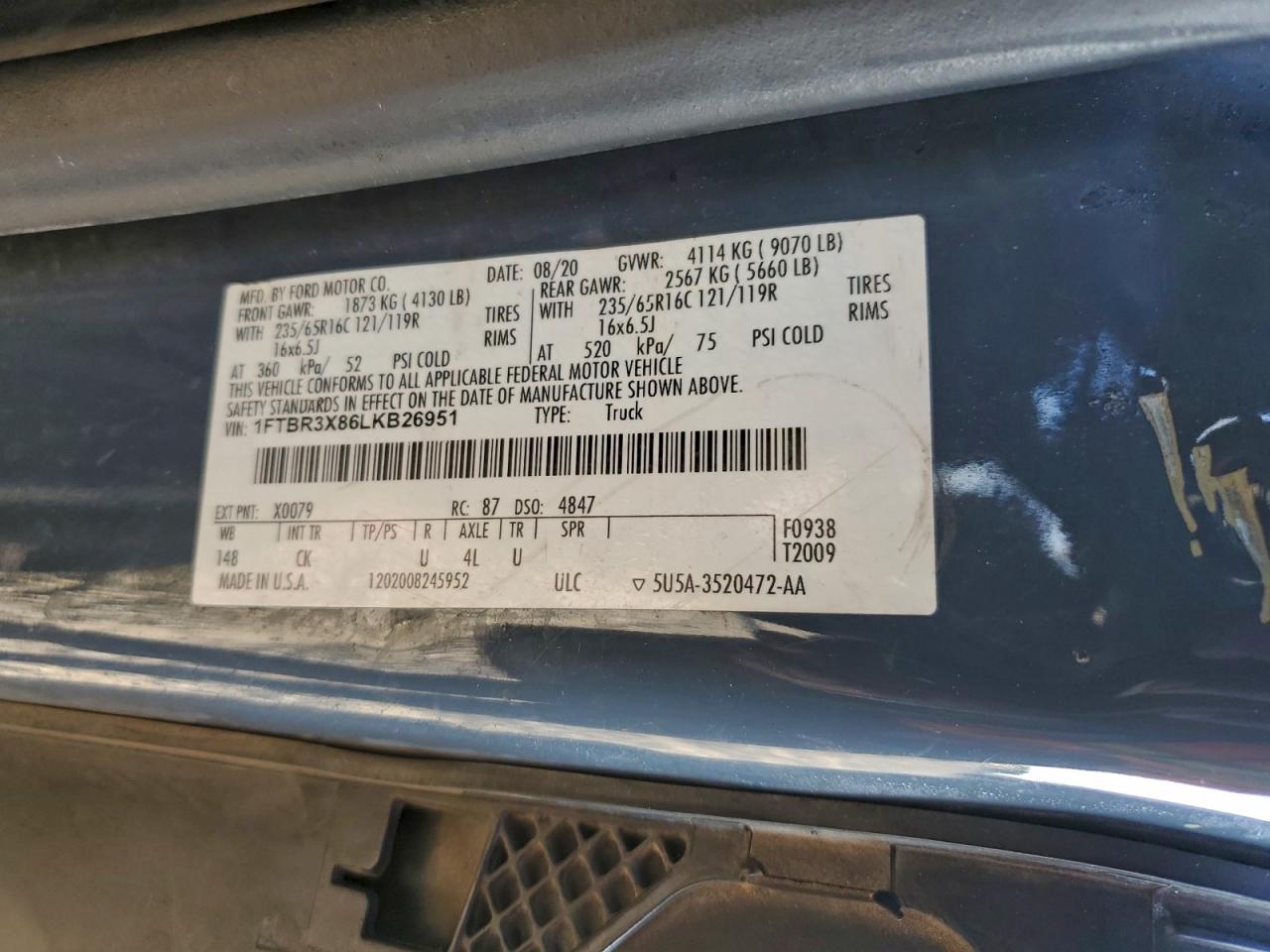 Ford Transit T-250 Image 11