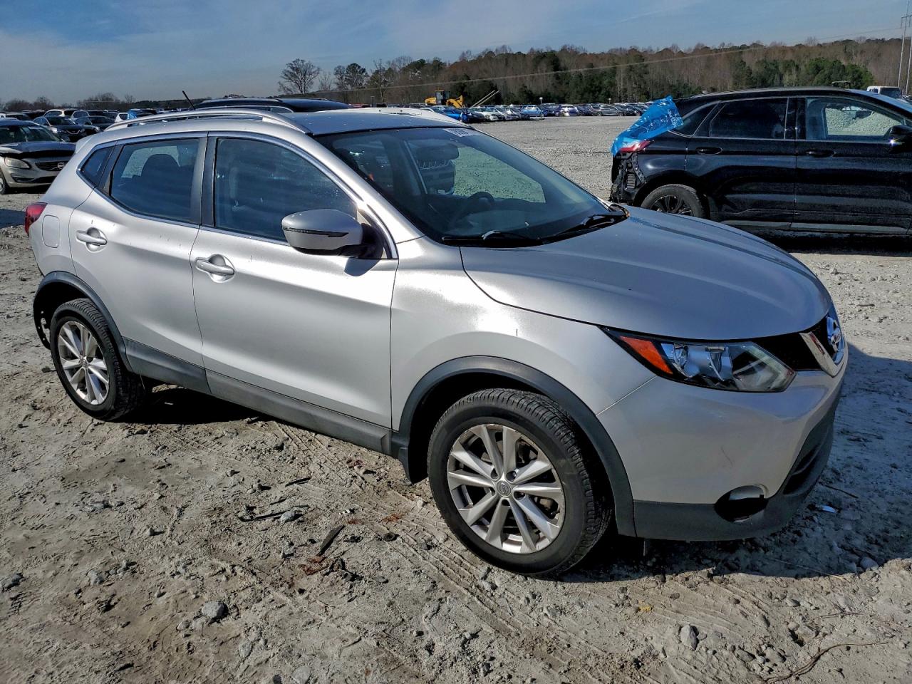 Nissan Rogue S Image 8