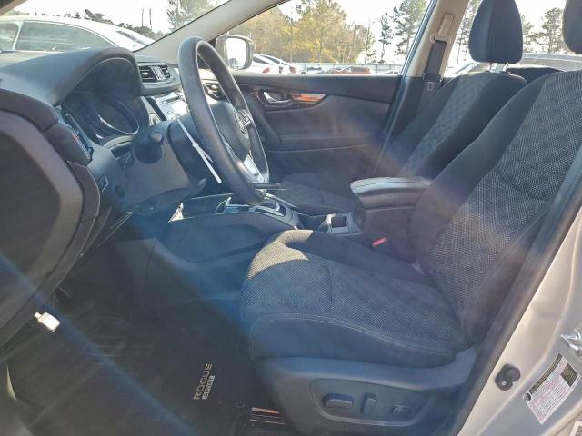 Nissan Rogue S Image 6