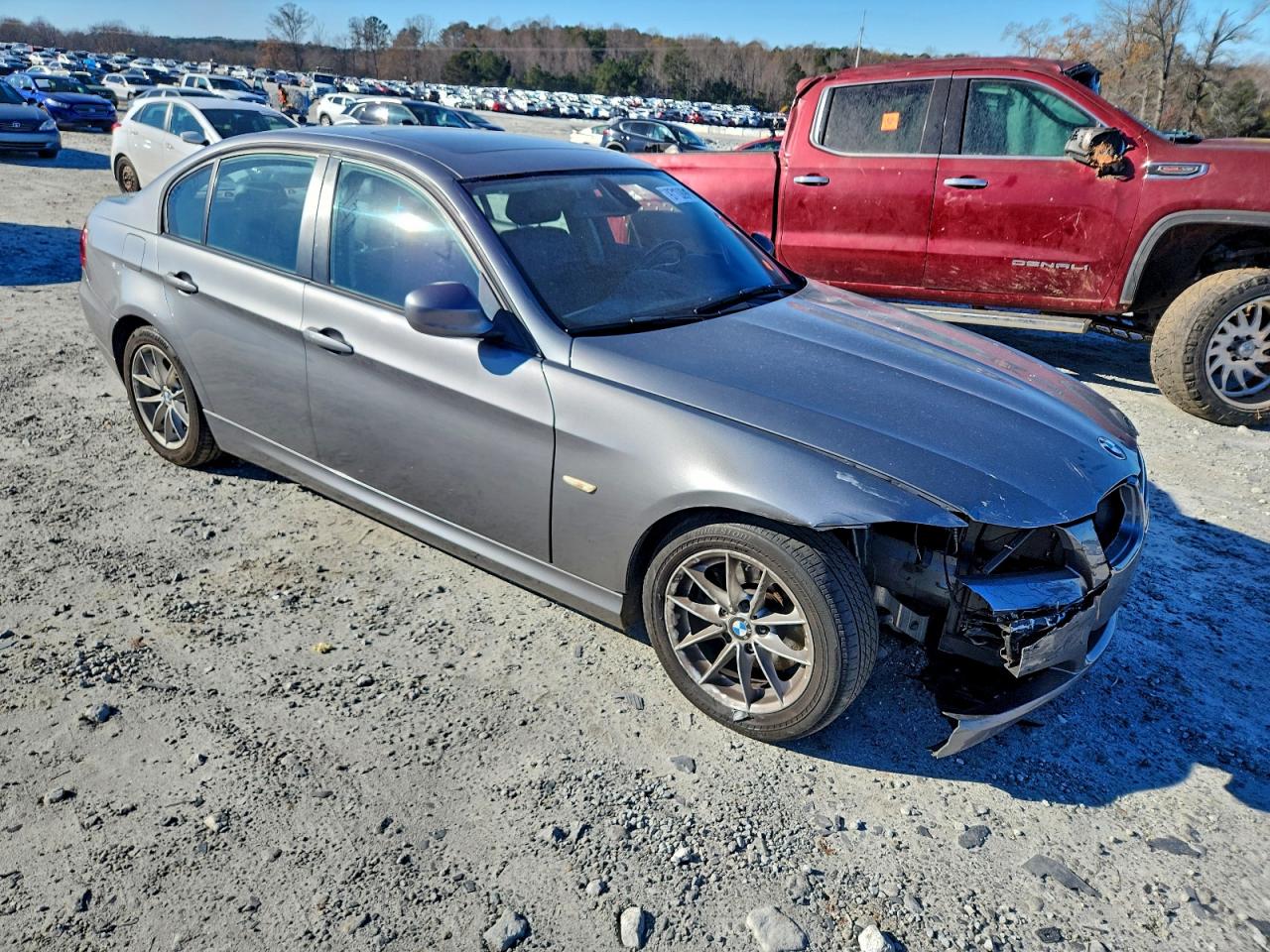 BMW 3 Series I Image 12