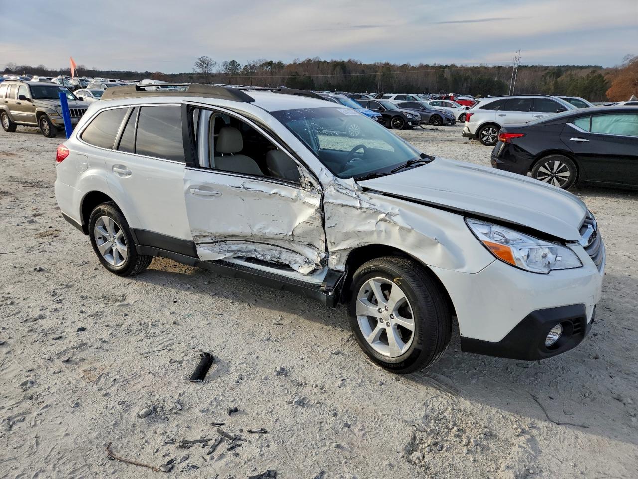 Subaru Outback 2.5i Premium Image 2