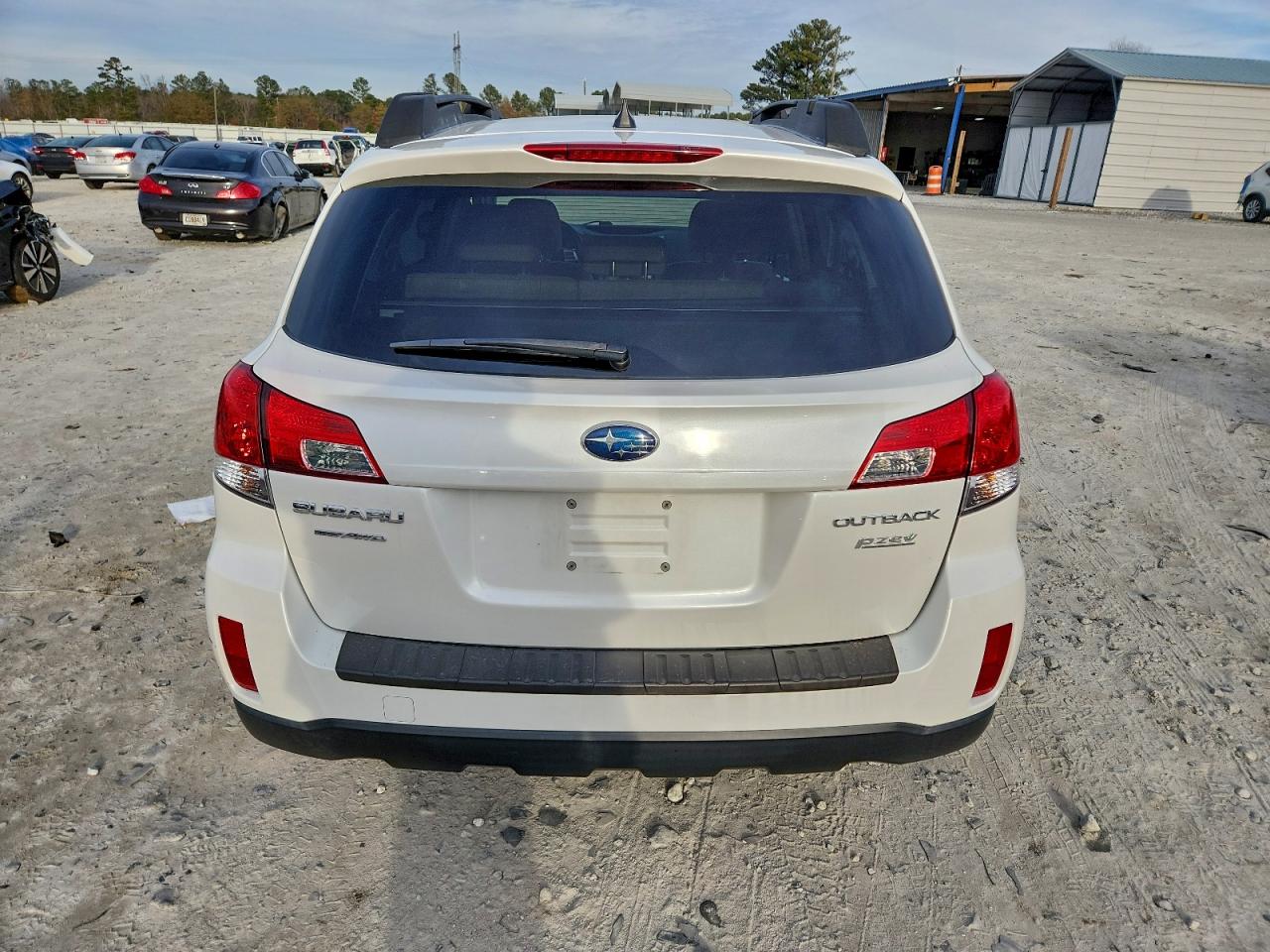 Subaru Outback 2.5i Premium Image 10
