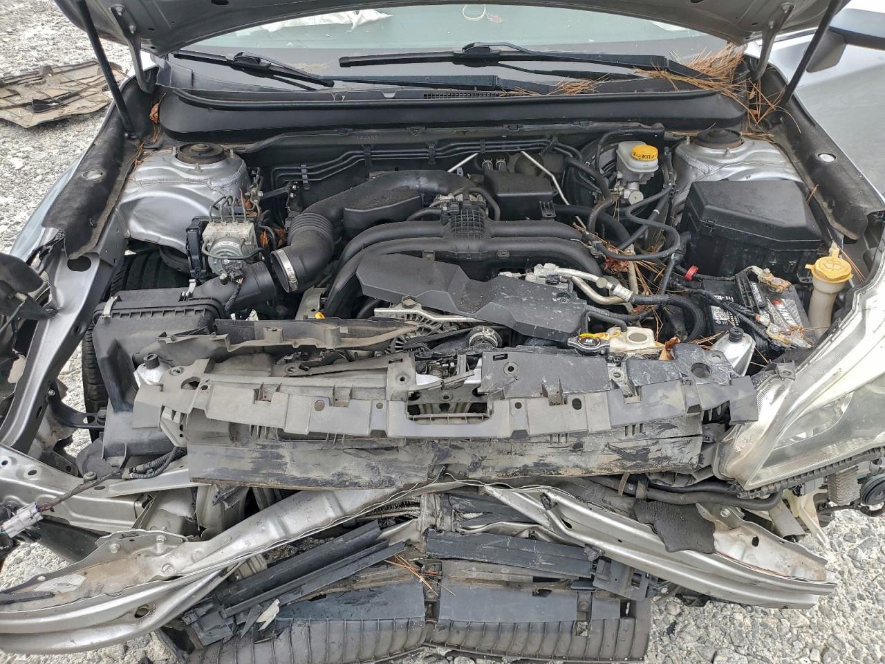 Subaru Outback 2.5i Premium Image 11