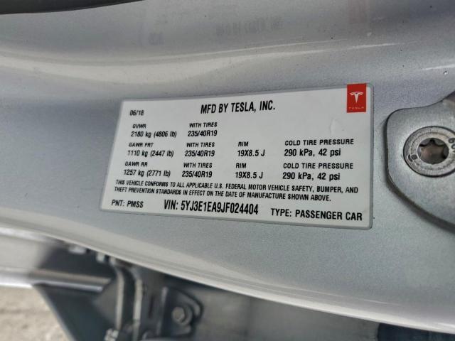 Tesla Model 3 Image 11