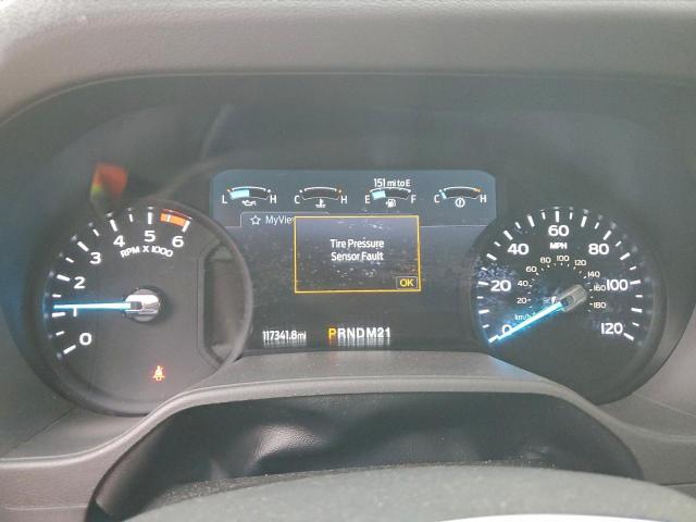 Ford Econoline E350 Super Duty Cutaway Van Image 4