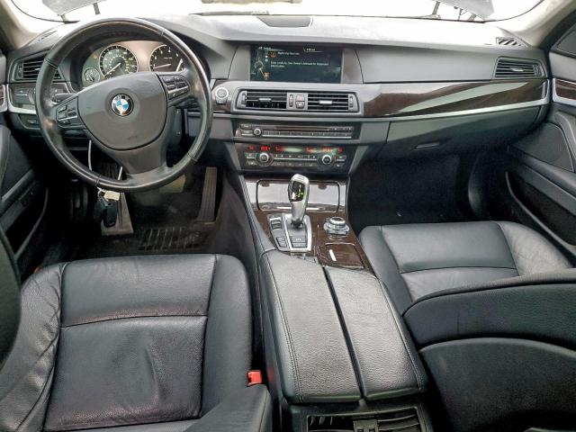 BMW 5 Series Xi Image 11