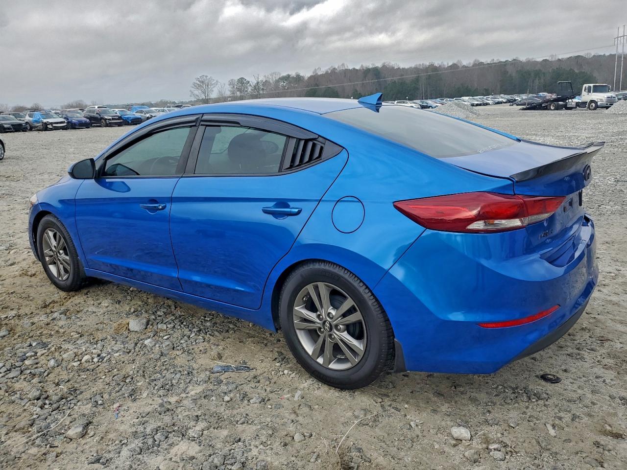 Hyundai ELANTRA Se Image 3