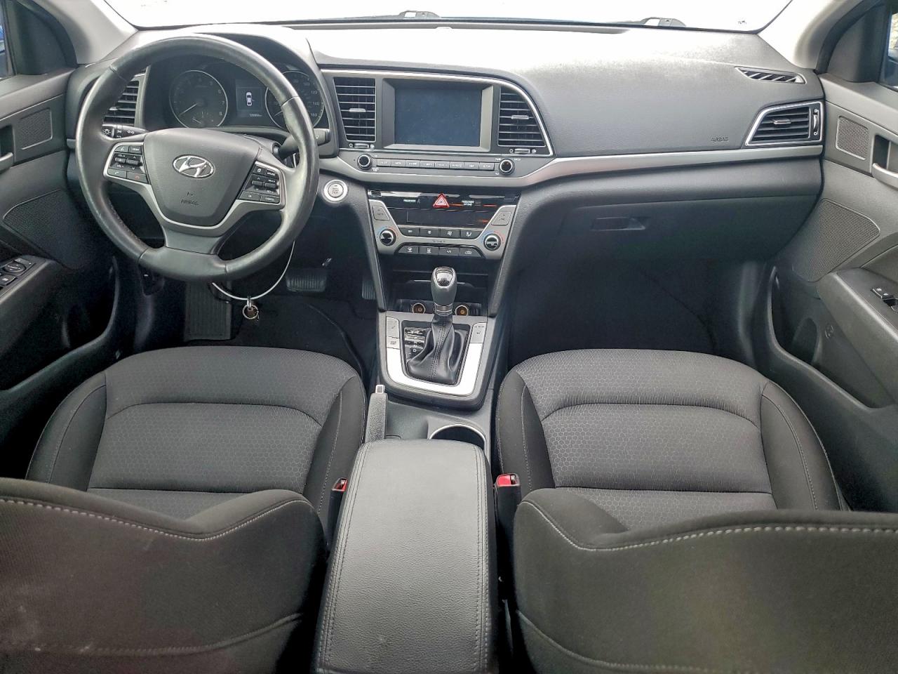 Hyundai ELANTRA Se Image 6