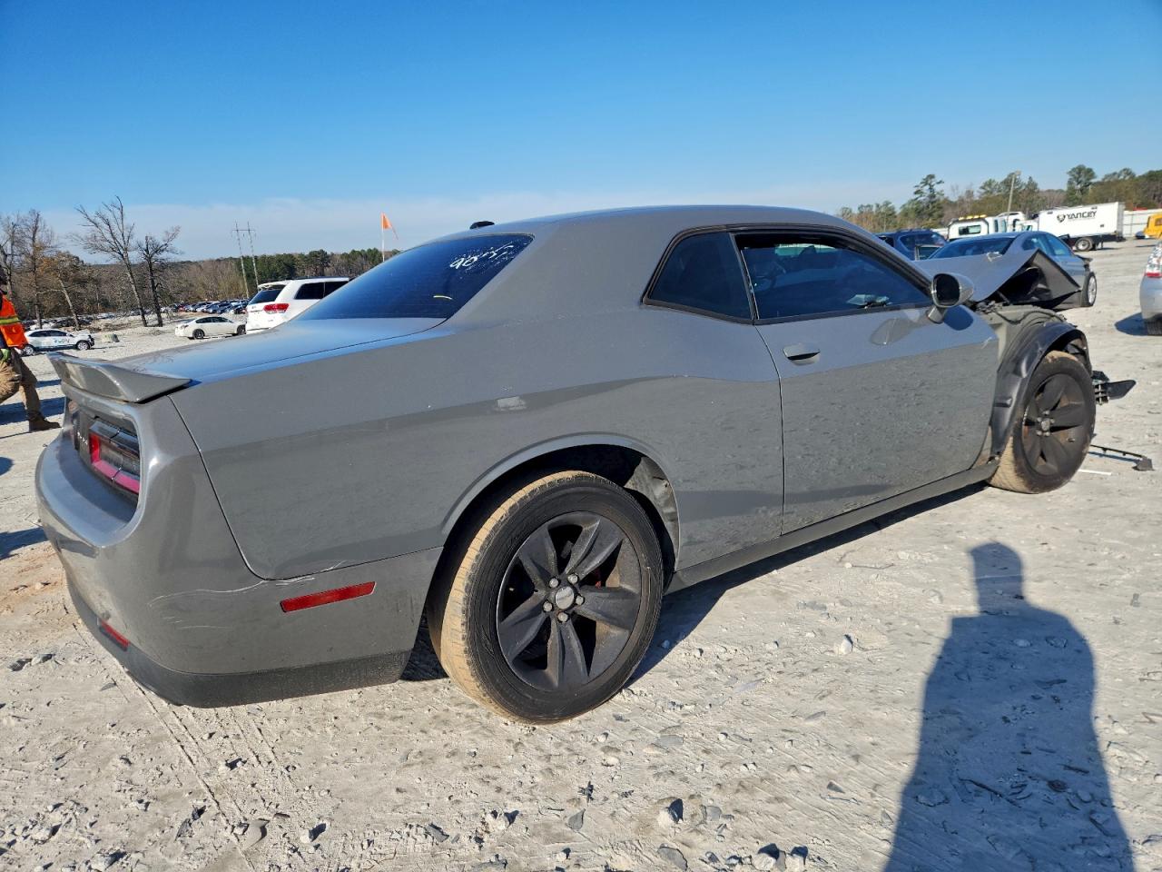 Dodge Challenger Sxt Image 2